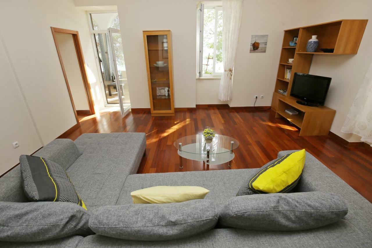 Seafront Beach Apartment - Directly At The Beach Zadar Zewnętrze zdjęcie