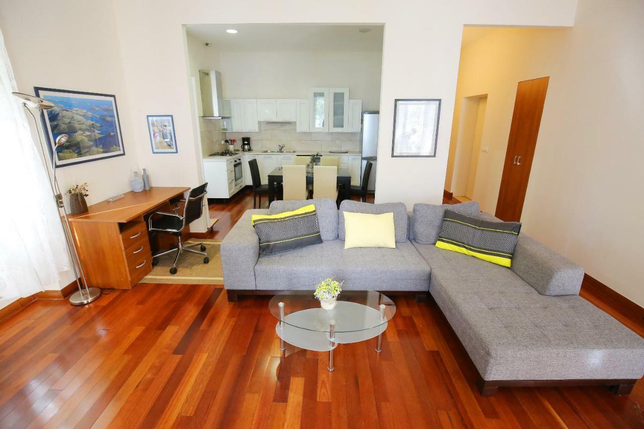 Seafront Beach Apartment - Directly At The Beach Zadar Zewnętrze zdjęcie