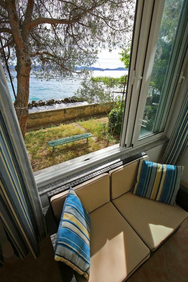 Seafront Beach Apartment - Directly At The Beach Zadar Zewnętrze zdjęcie